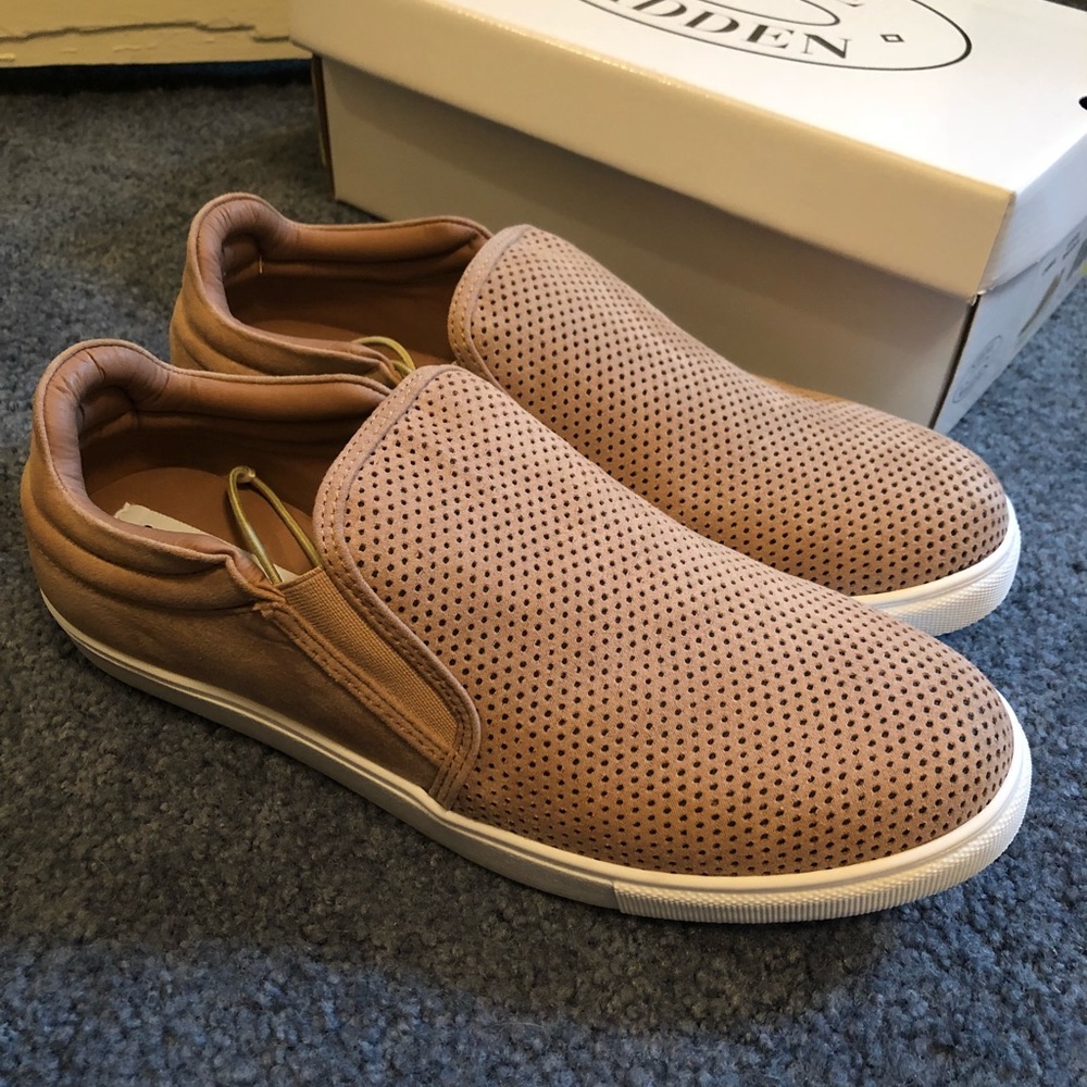 Steve Madden Whilma Camel Loafers NIB